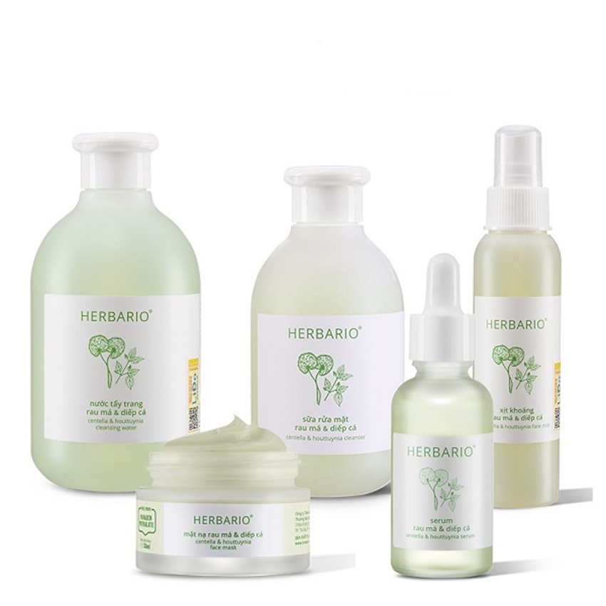 Bộ 5 Toàn diện cho da mụn Rau má & Diếp cá Herbario: Nước tẩy trang 300ml + Sữa rửa mặt 200ml + Mặt nạ 30ml + Serum 30ml + Xịt khoáng 100ml Bộ 5 Toàn diện cho da mụn Rau má & Diếp cá Herbario: Nước tẩy trang 300ml + Sữa rửa mặt 200ml + Mặt nạ 30ml + Serum 30ml + Xịt khoáng 100ml